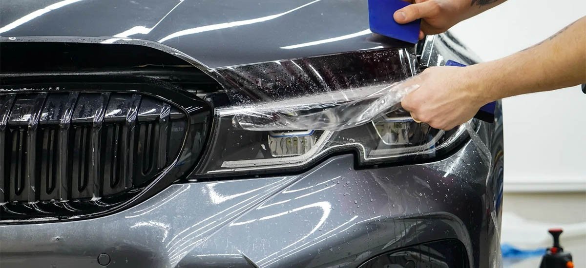 Обклеювання авто плівкою в Мукачеві